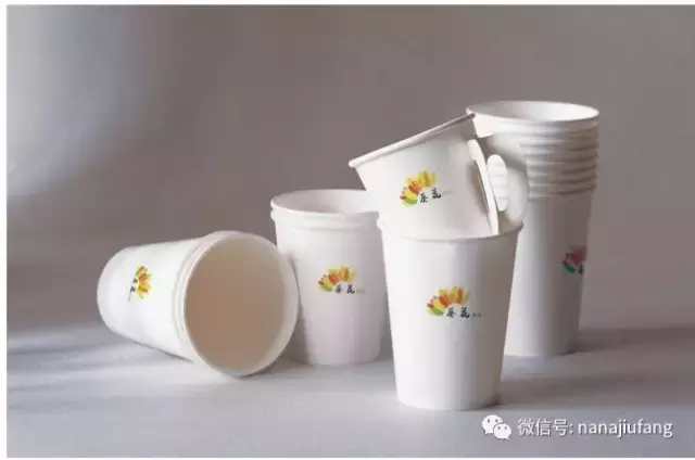 喝酒需注意 什么不能用紙杯喝酒